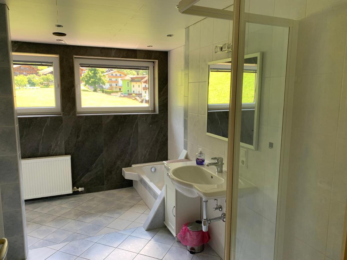 Waldhaeusl Apartment Matrei in Osttirol Bagian luar foto